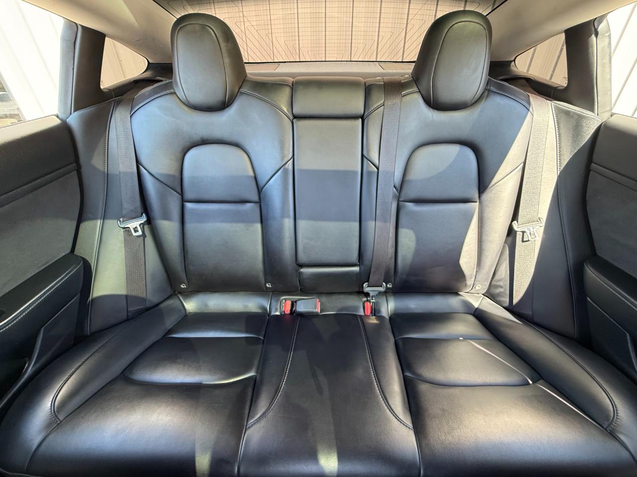 Tesla Model 3 Standard Range RWD 2020