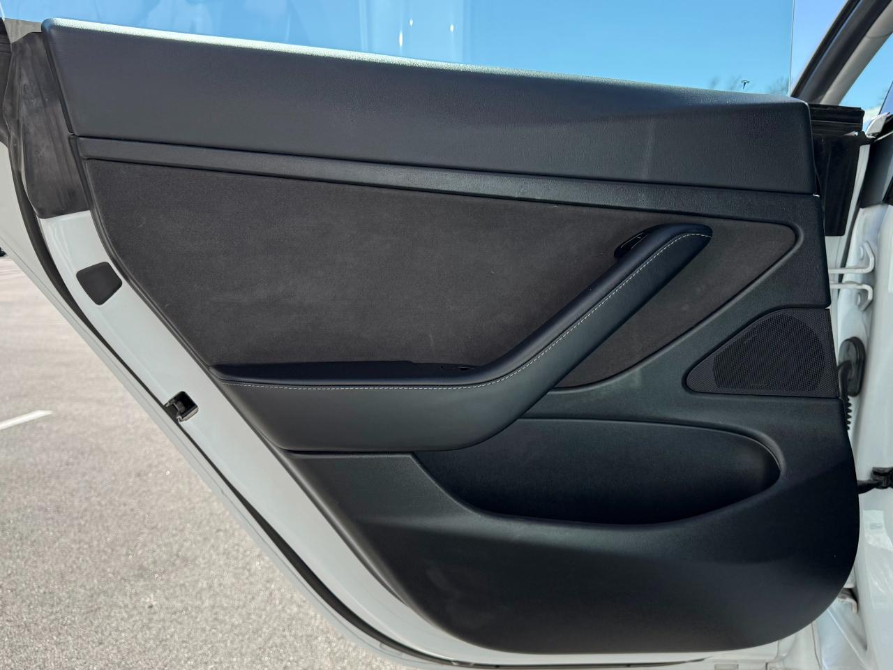 Tesla Model 3 Standard Range RWD 2020