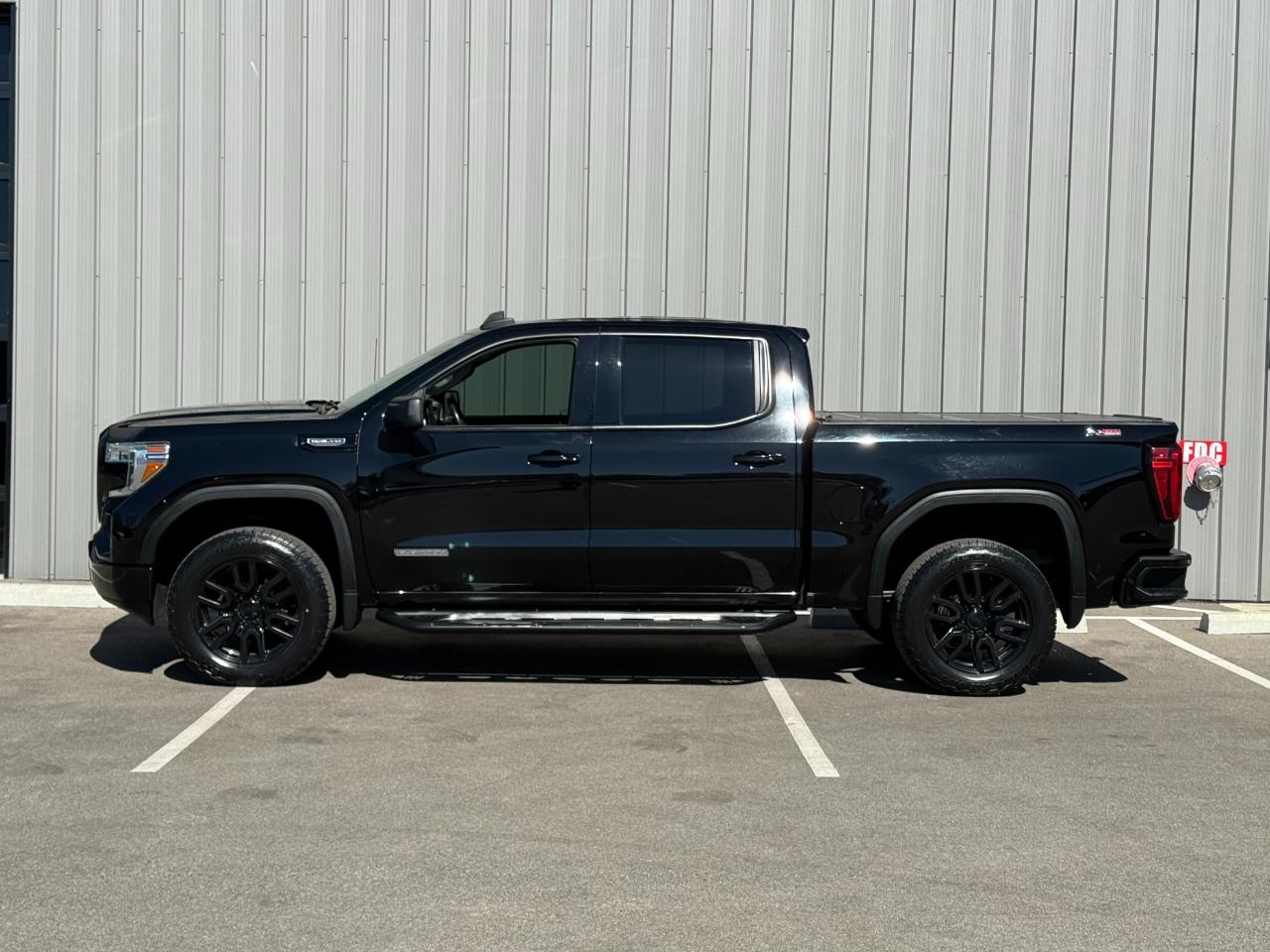 GMC Sierra 1500 4WD Crew Cab 147" Elevation 2019