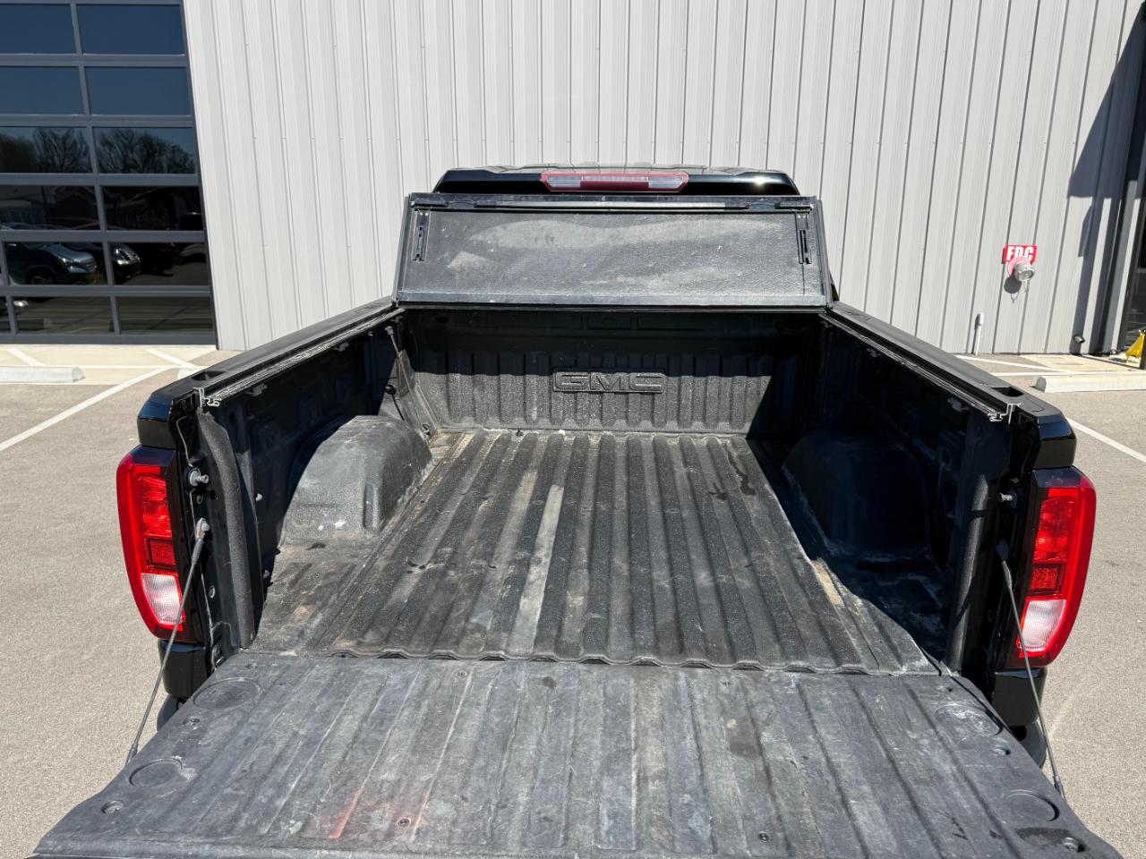 GMC Sierra 1500 4WD Crew Cab 147" Elevation 2019