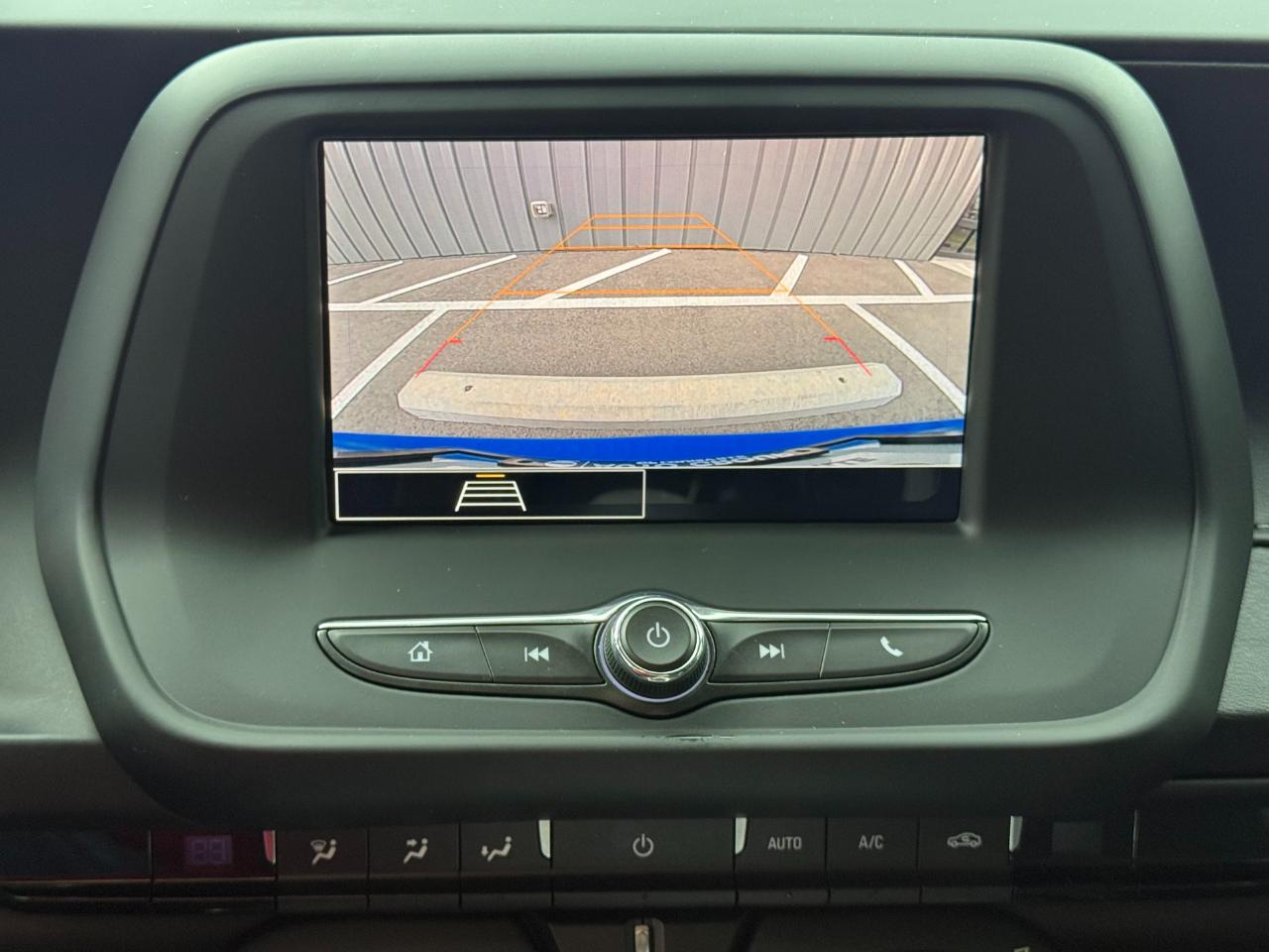 Chevrolet Camaro 2dr Cpe 1LT 2022