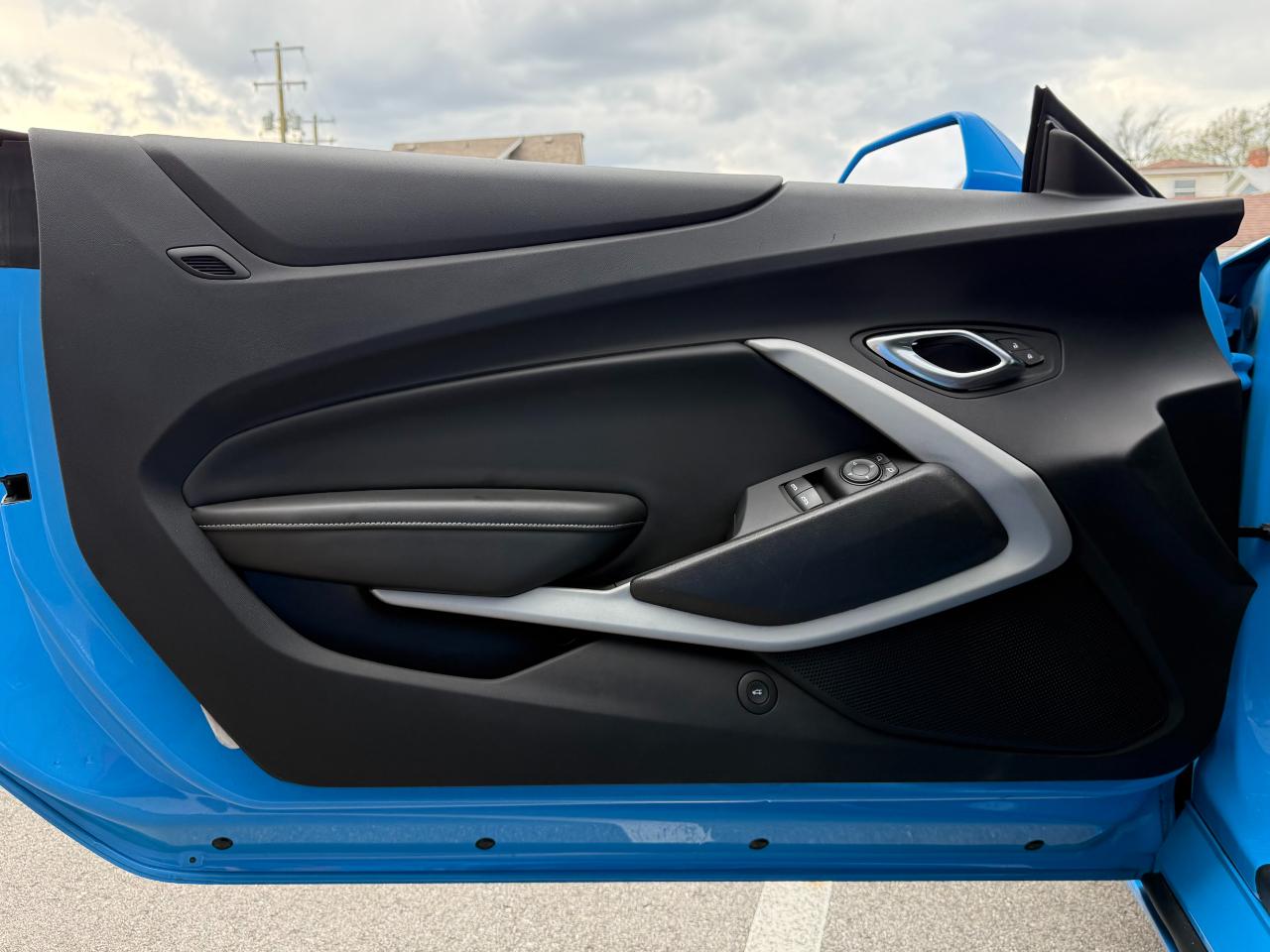 Chevrolet Camaro 2dr Cpe 1LT 2022