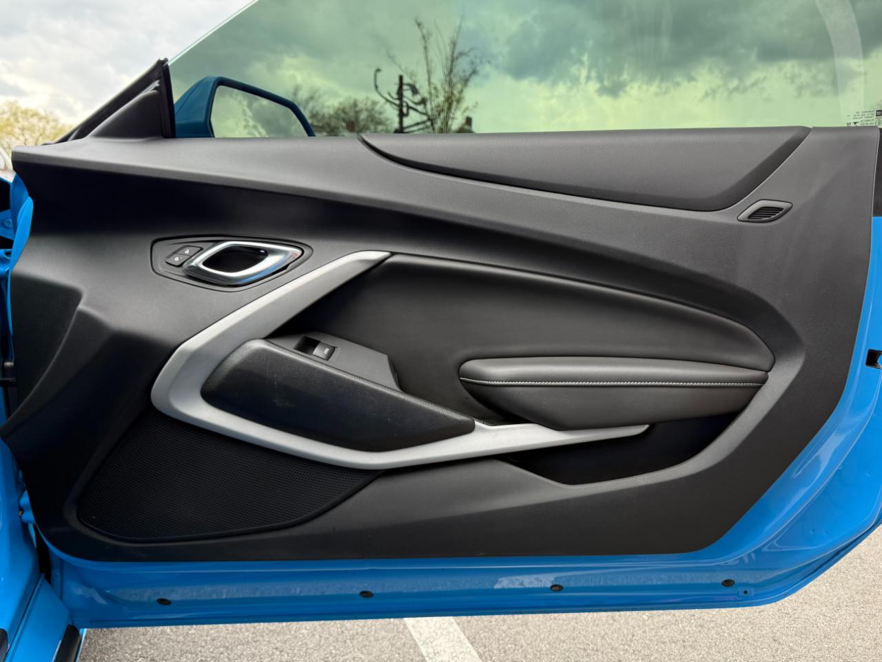 Chevrolet Camaro 2dr Cpe 1LT 2022