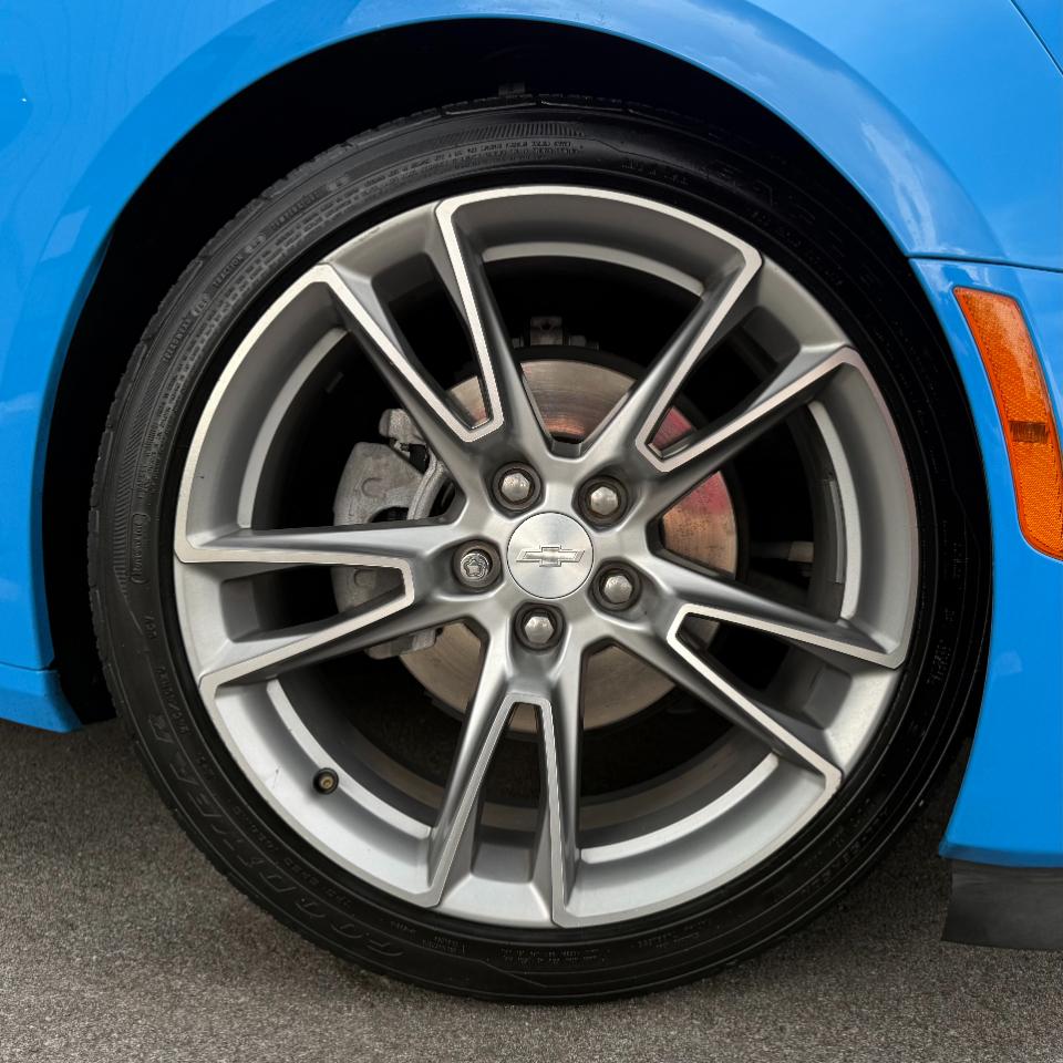 Chevrolet Camaro 2dr Cpe 1LT 2022