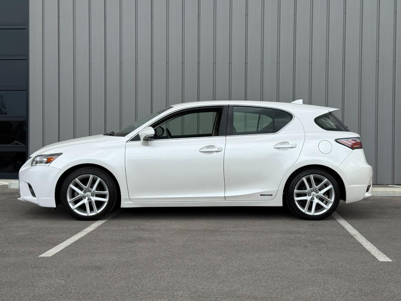 Lexus CT 200h 5dr Sdn Hybrid 2016