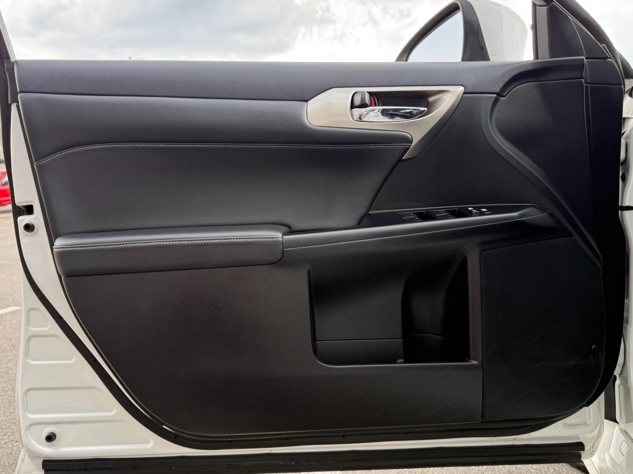 Lexus CT 200h 5dr Sdn Hybrid 2016