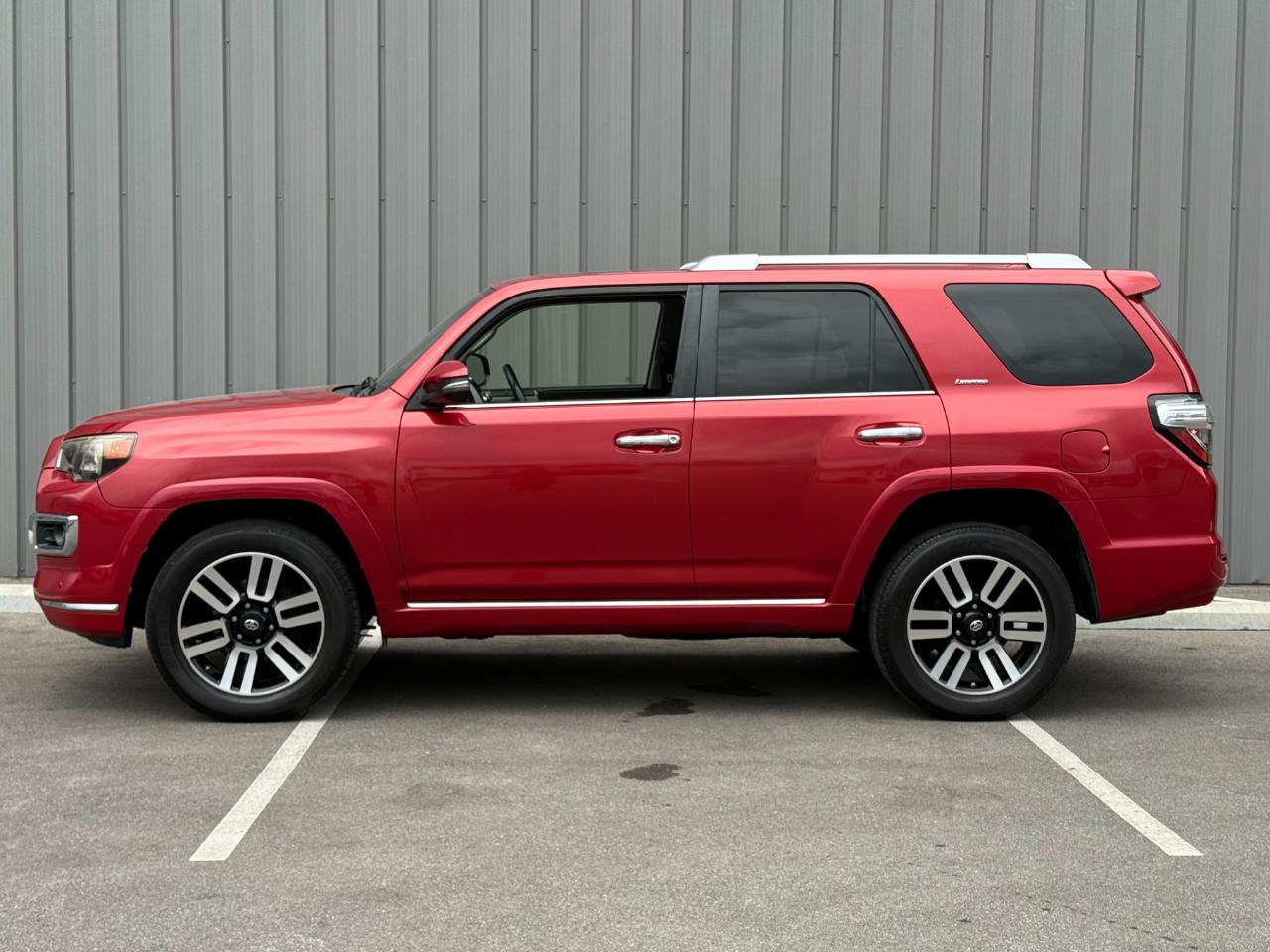 Toyota 4Runner TRD Off Road Premium 4WD (Natl) 2017