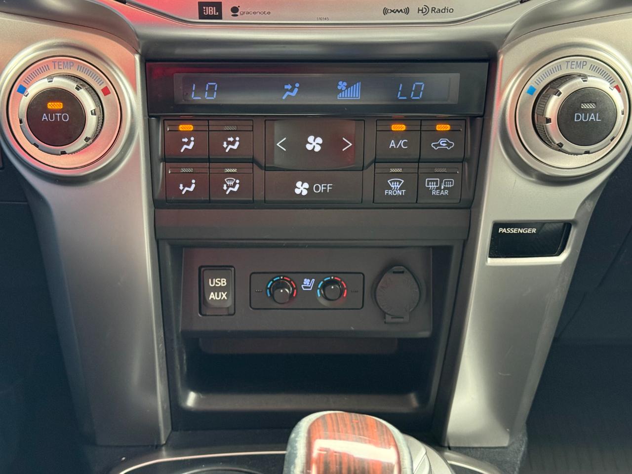 Toyota 4Runner TRD Off Road Premium 4WD (Natl) 2017