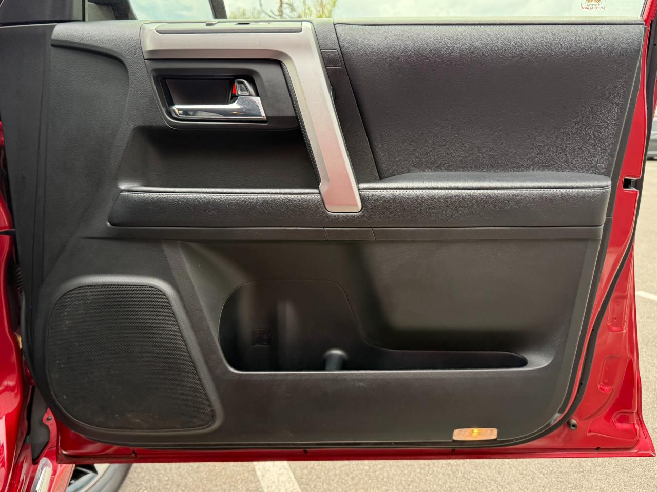 Toyota 4Runner TRD Off Road Premium 4WD (Natl) 2017