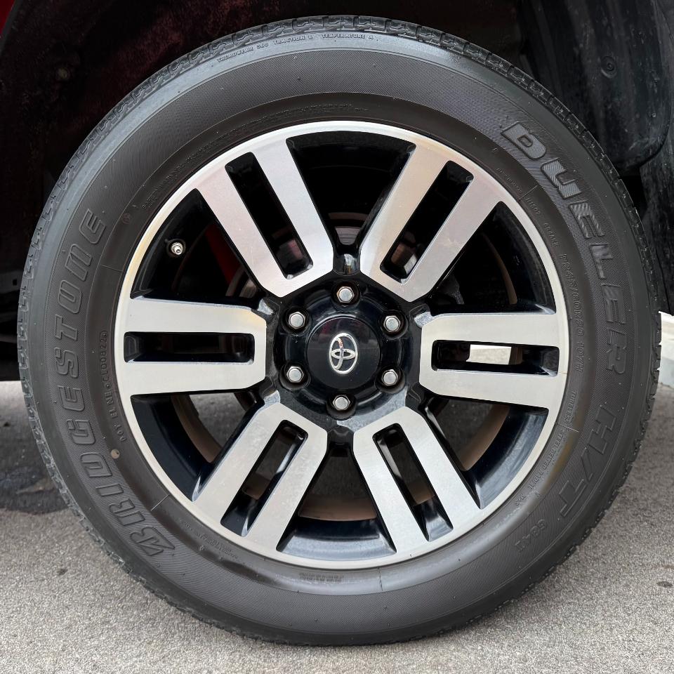 Toyota 4Runner TRD Off Road Premium 4WD (Natl) 2017