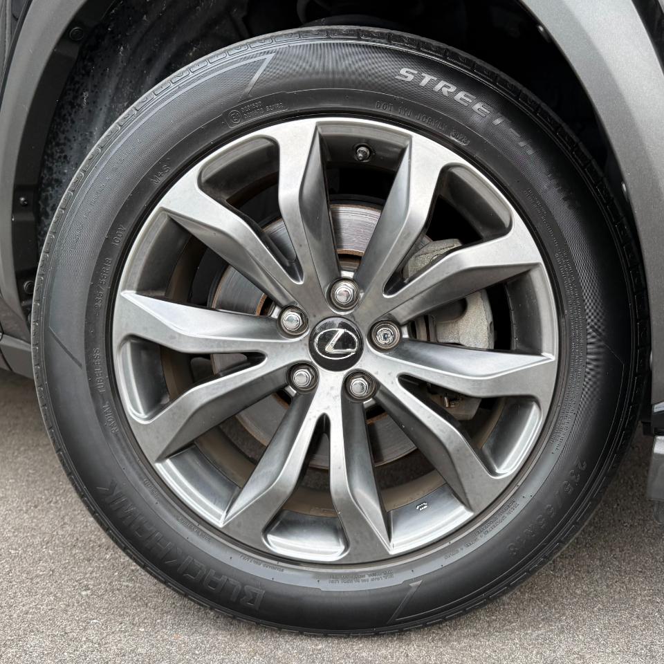 Lexus NX NX 300 FWD 2018