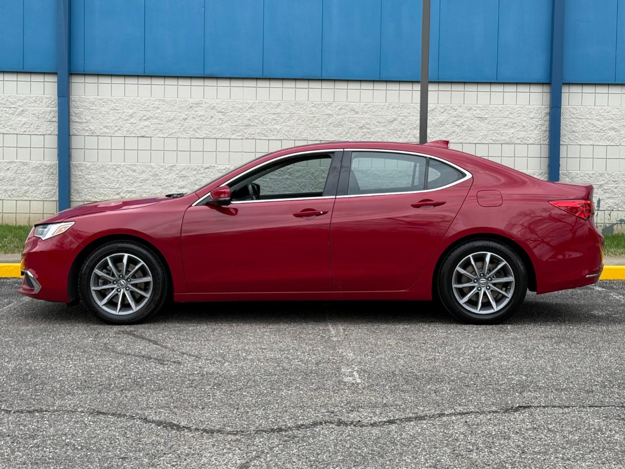 Acura TLX 2.4L FWD w/Technology Pkg 2018