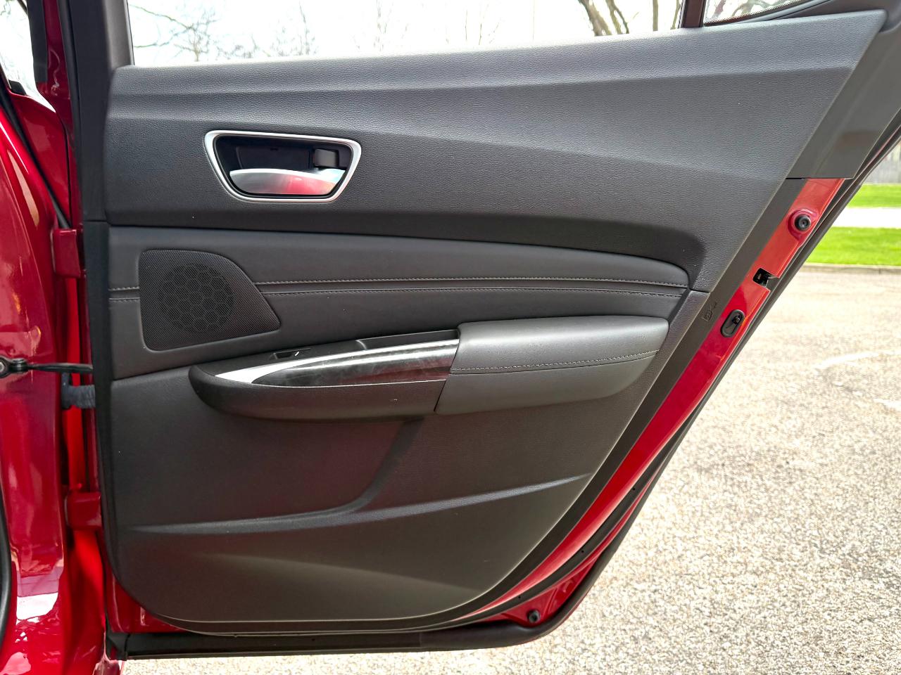 Acura TLX 2.4L FWD w/Technology Pkg 2018