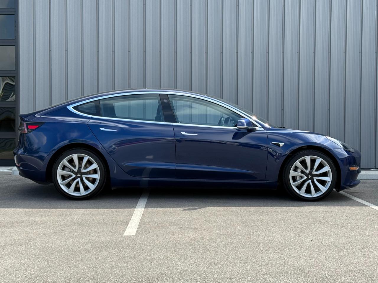Tesla Model 3 Long Range Battery AWD 2018