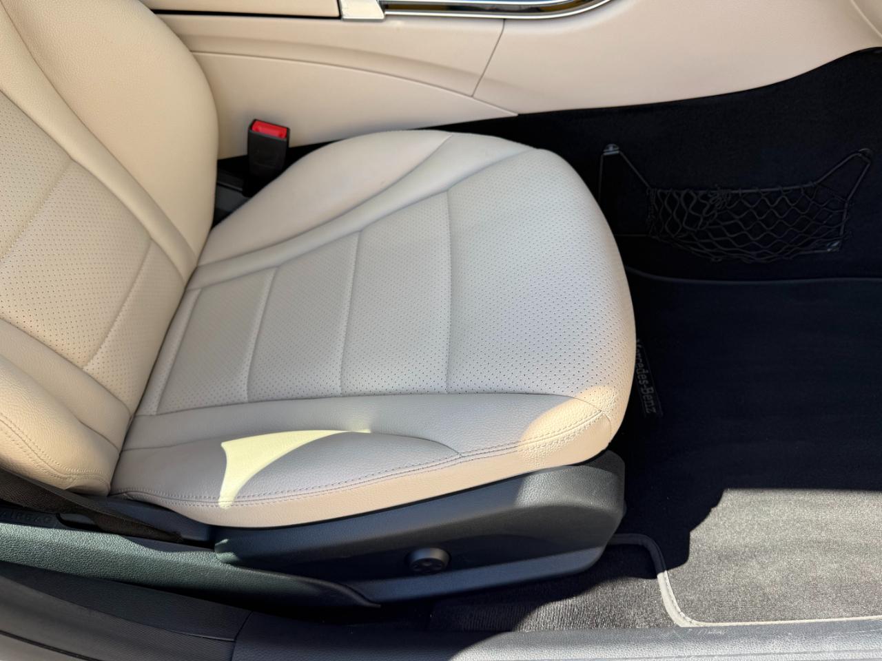 Mercedes-Benz C-Class 4dr Sdn C 300 RWD 2015