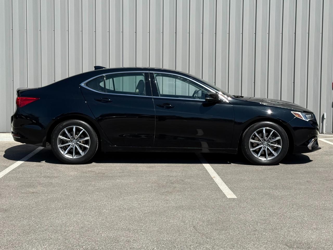 Acura TLX 2.4L FWD 2020