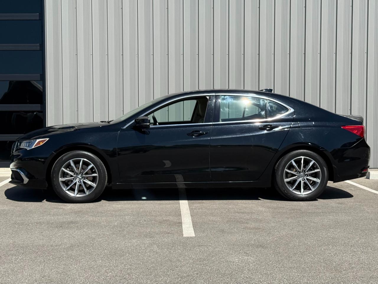 Acura TLX 2.4L FWD 2020