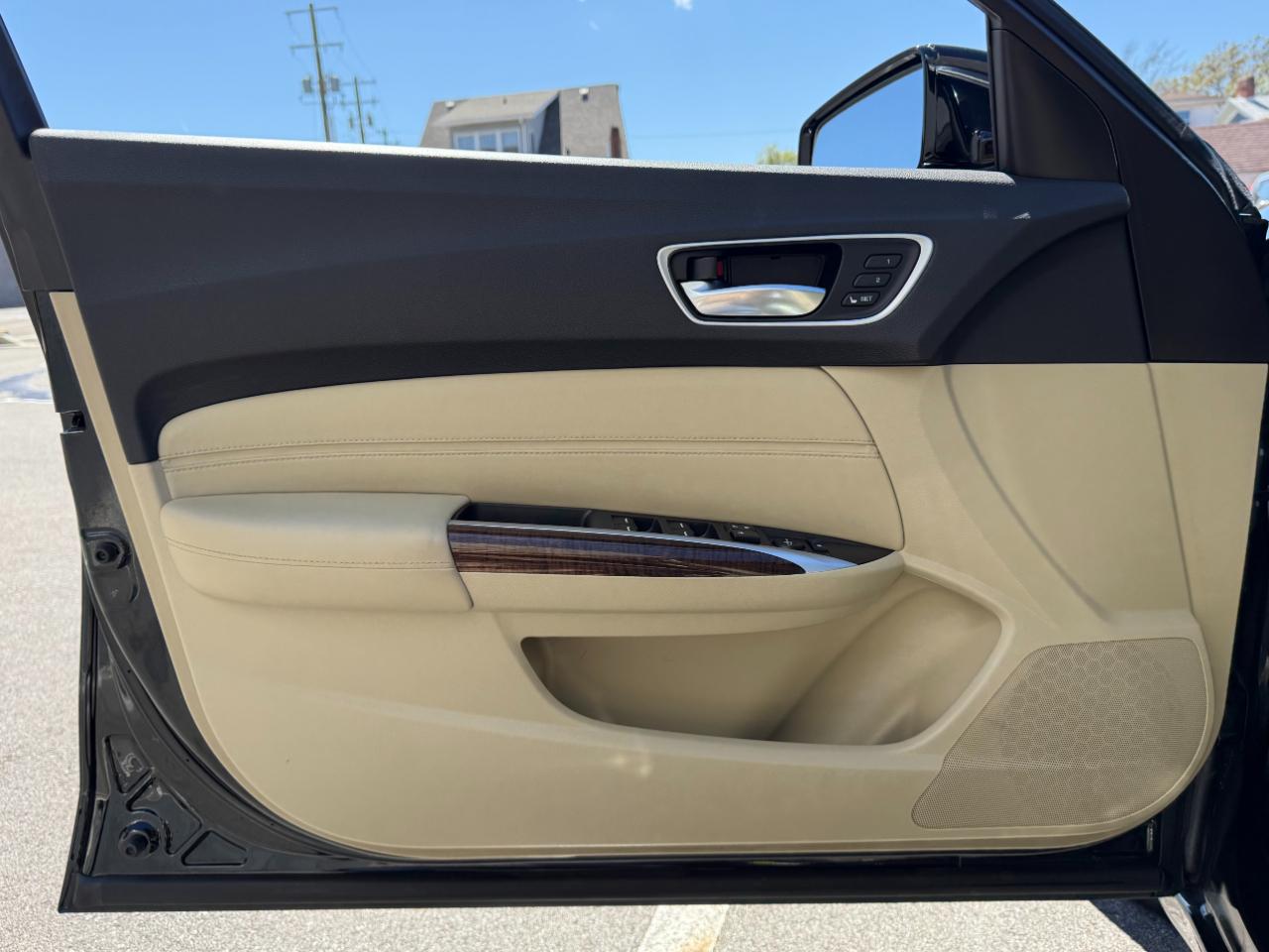 Acura TLX 2.4L FWD 2020