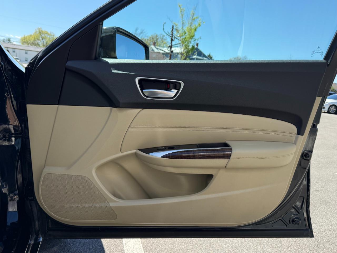 Acura TLX 2.4L FWD 2020