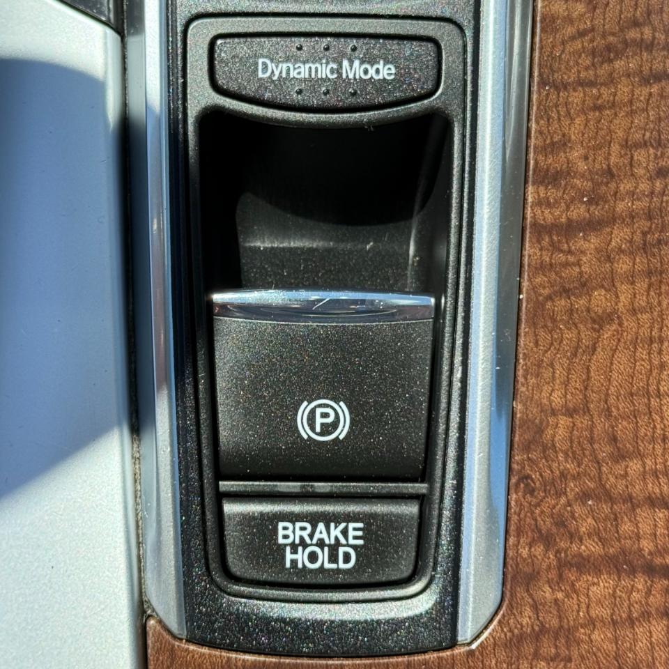 Acura TLX 2.4L FWD 2020