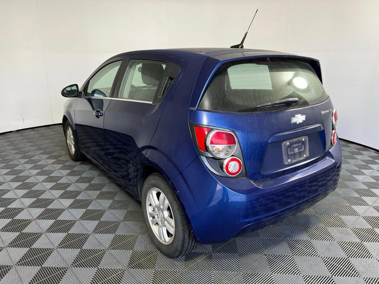 Chevrolet Sonic 4dr Sdn Auto LT 2015