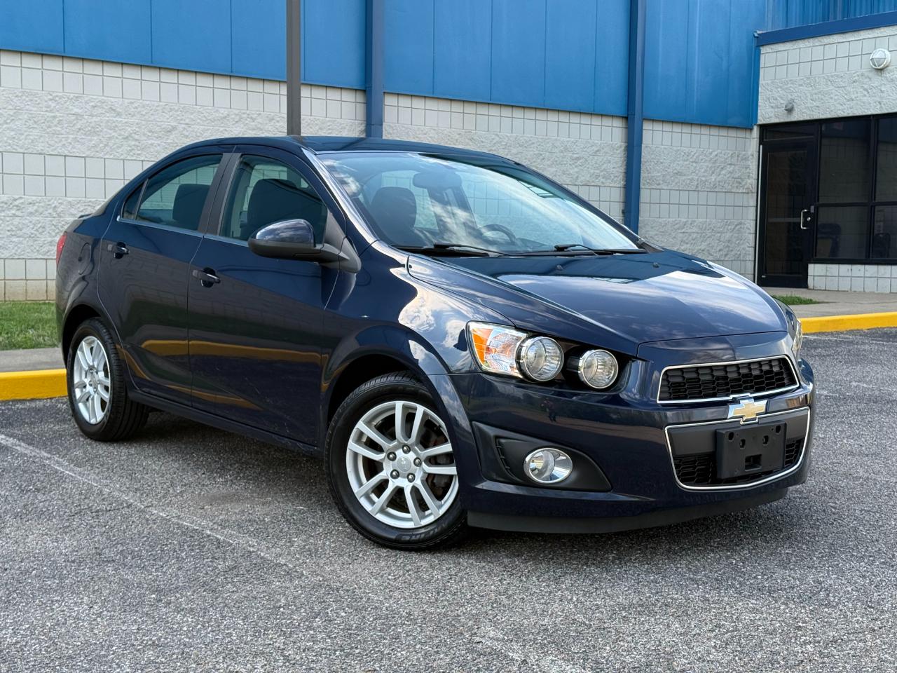Chevrolet Sonic 4dr Sdn Auto LT 2015