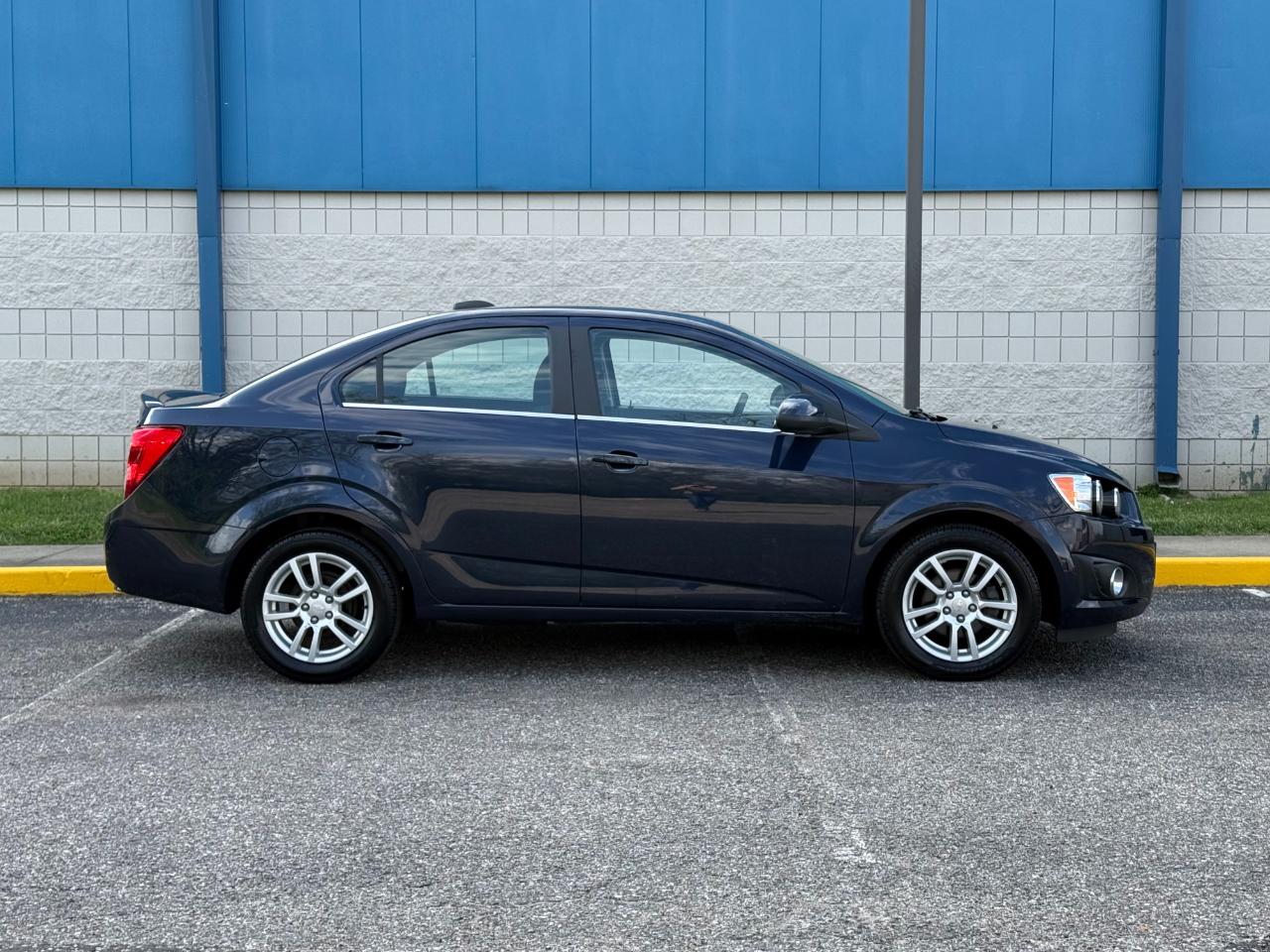 Chevrolet Sonic 4dr Sdn Auto LT 2015