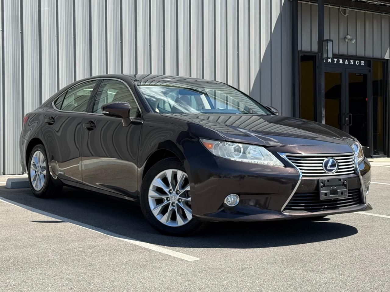 Lexus ES 300h 4dr Sdn Hybrid 2013