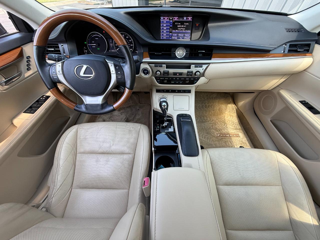 Lexus ES 300h 4dr Sdn Hybrid 2013