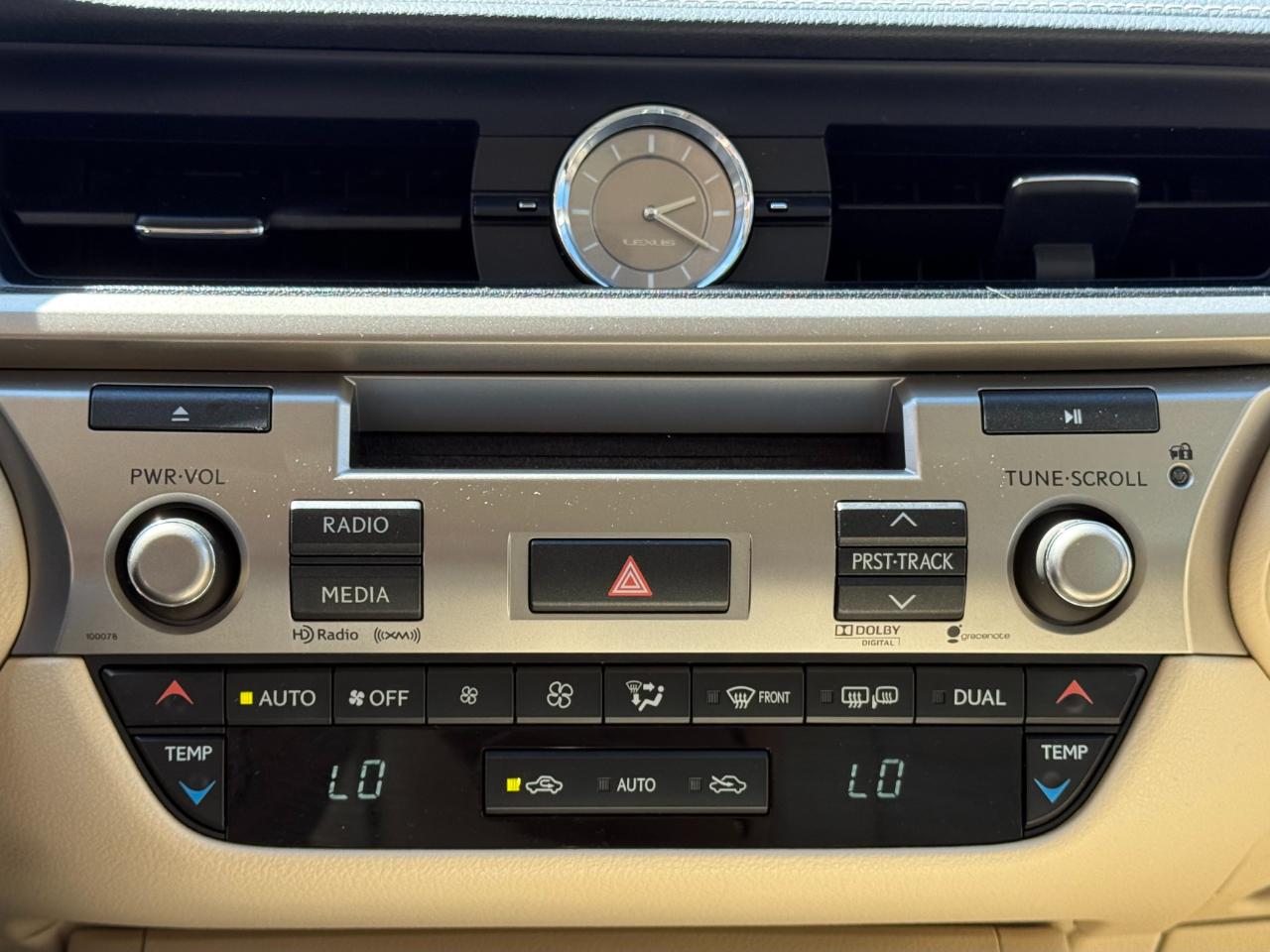 Lexus ES 300h 4dr Sdn Hybrid 2013