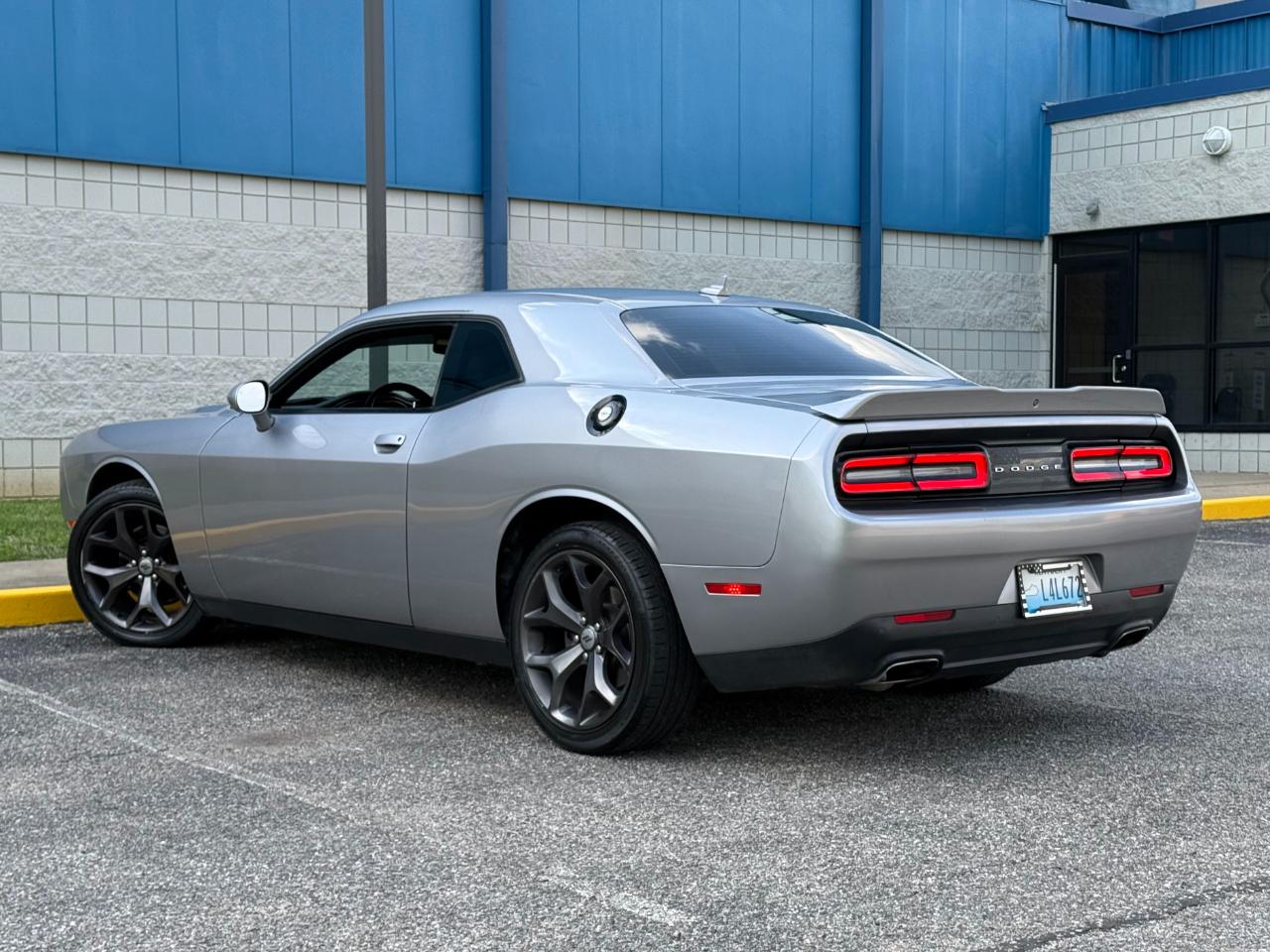 Dodge Challenger SXT Plus RWD 2018