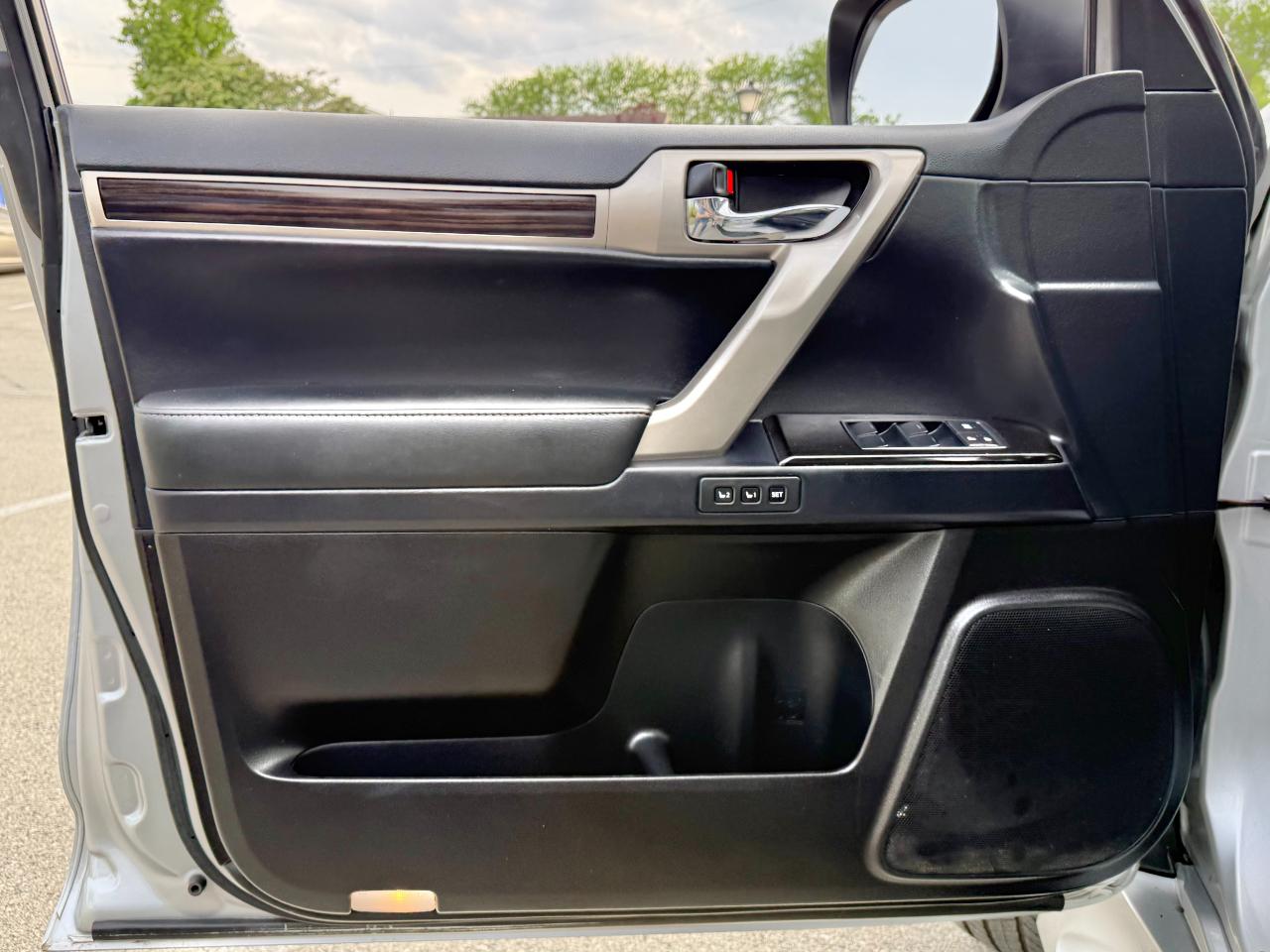 Lexus GX 460 4WD 4dr 2015