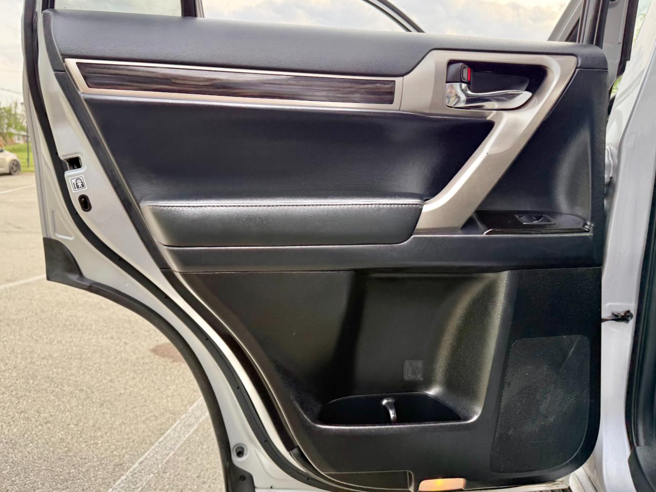 Lexus GX 460 4WD 4dr 2015