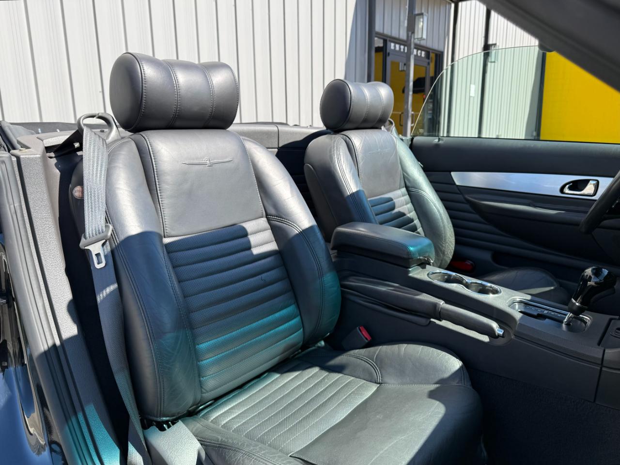 Ford Thunderbird 2dr Conv w/Hardtop Premium 2002