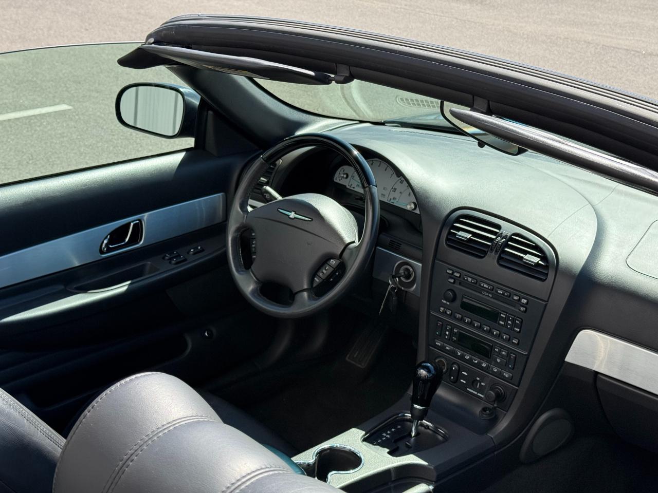 Ford Thunderbird 2dr Conv w/Hardtop Premium 2002