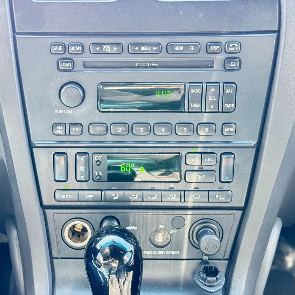 Ford Thunderbird 2dr Conv w/Hardtop Premium 2002