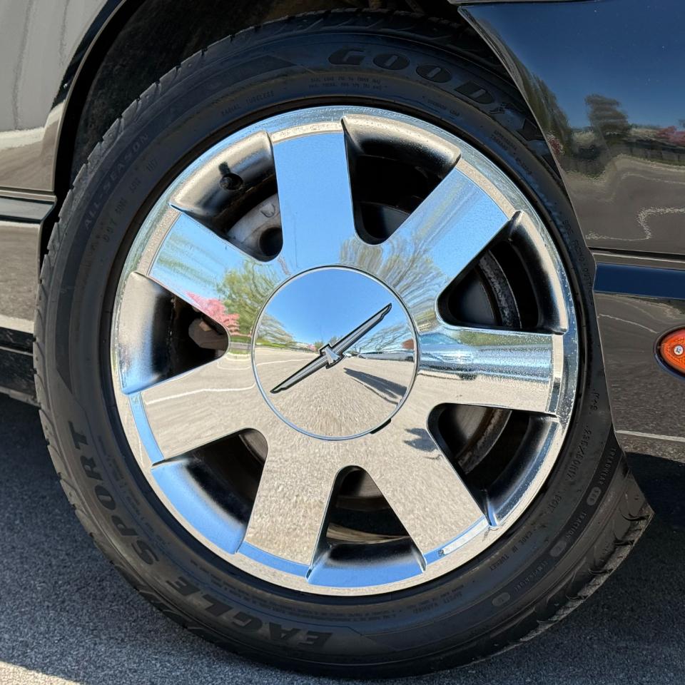 Ford Thunderbird 2dr Conv w/Hardtop Premium 2002