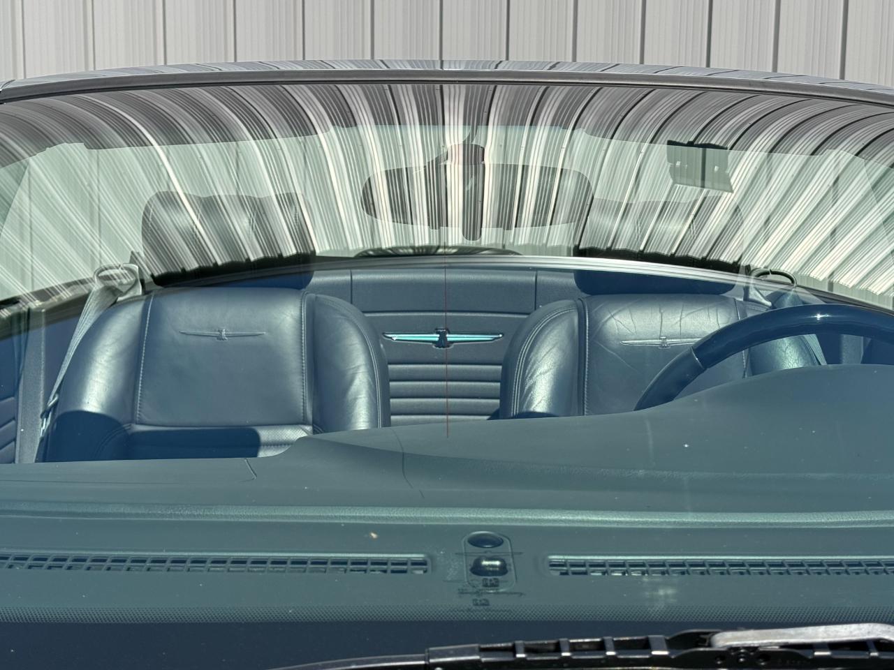 Ford Thunderbird 2dr Conv w/Hardtop Premium 2002