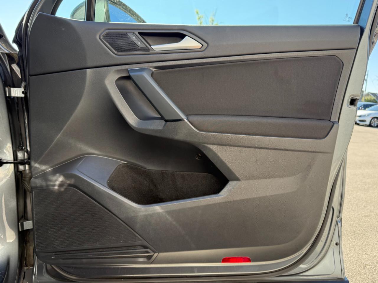 Volkswagen Tiguan 2.0T S FWD 2019