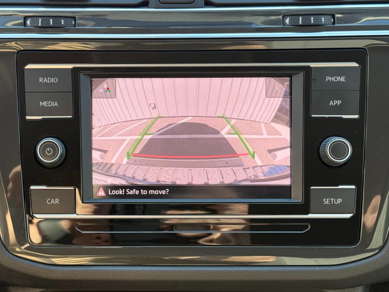 Volkswagen Tiguan 2.0T S FWD 2019