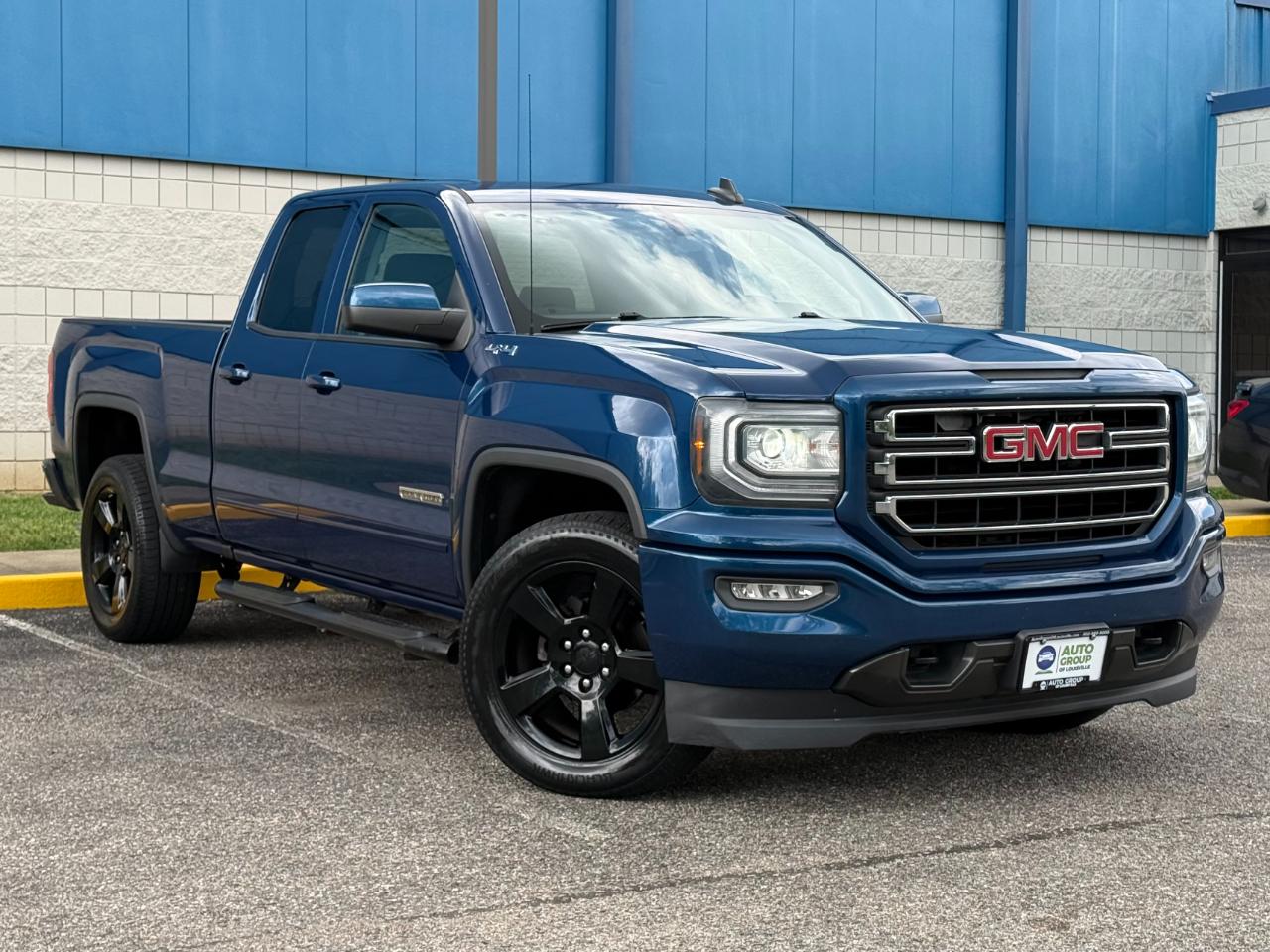 GMC Sierra 1500 4WD Double Cab 143.5" SLE 2017