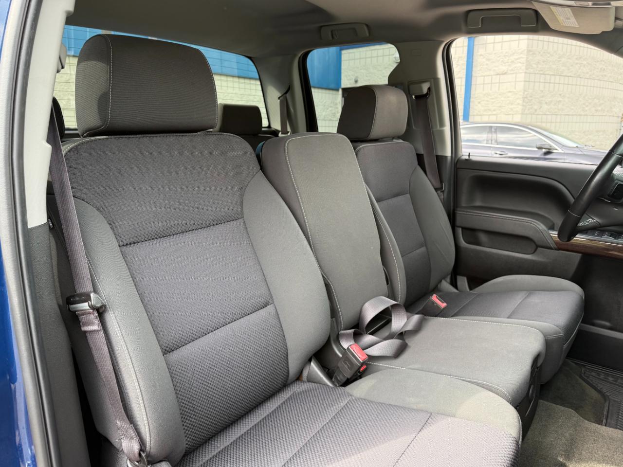 GMC Sierra 1500 4WD Double Cab 143.5" SLE 2017