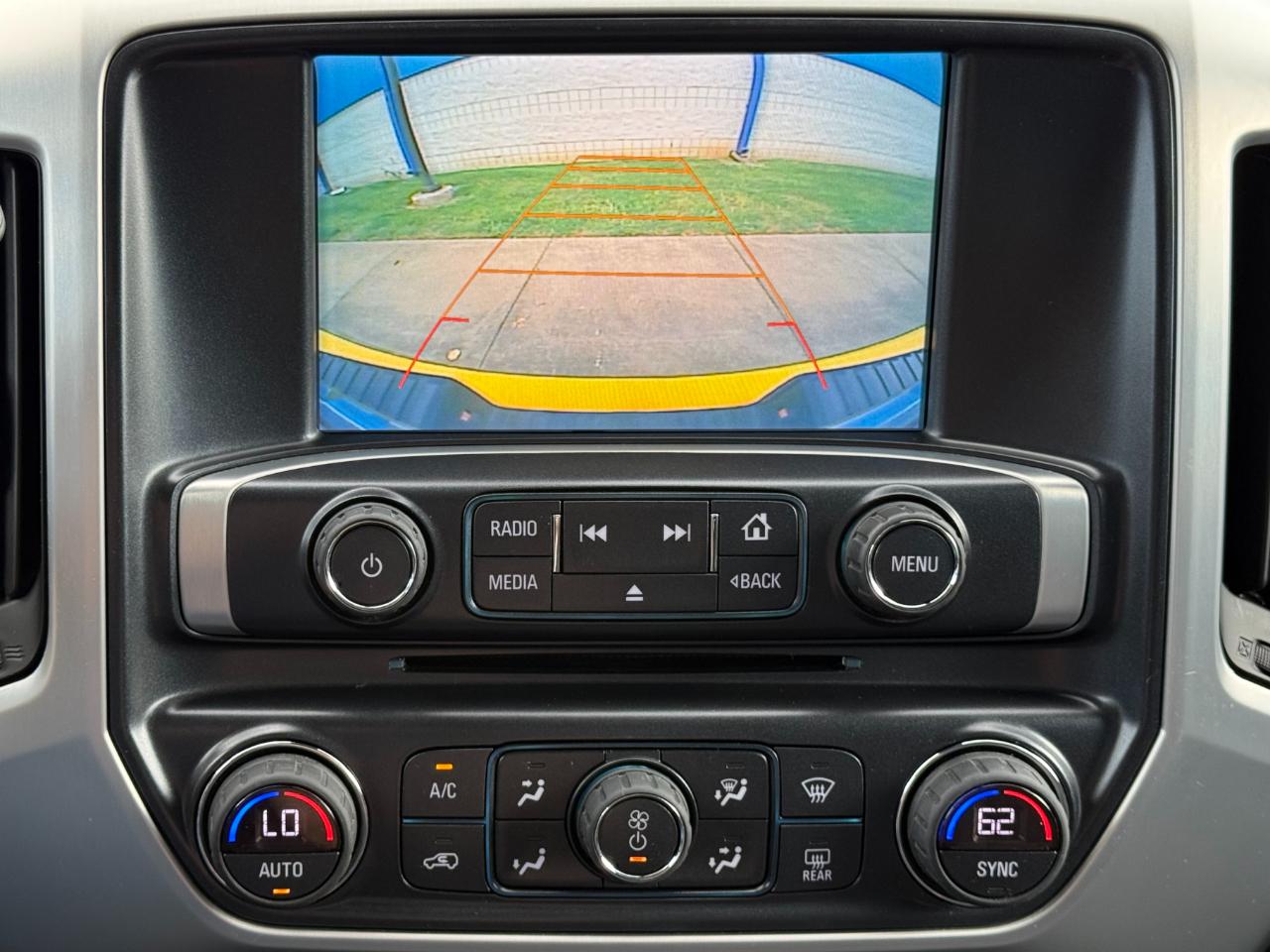 GMC Sierra 1500 4WD Double Cab 143.5" SLE 2017