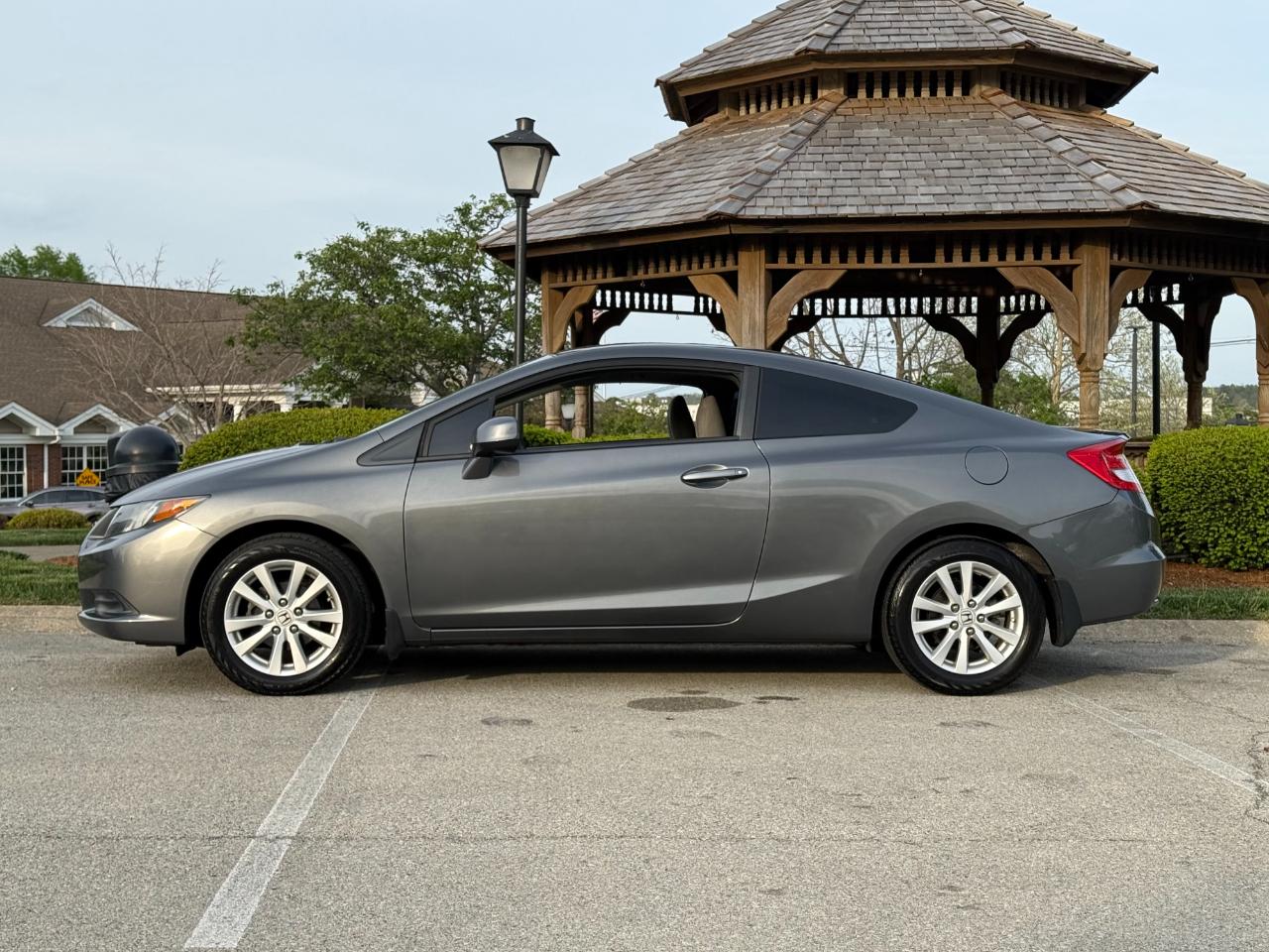 Honda Civic Cpe 2dr Auto EX 2012