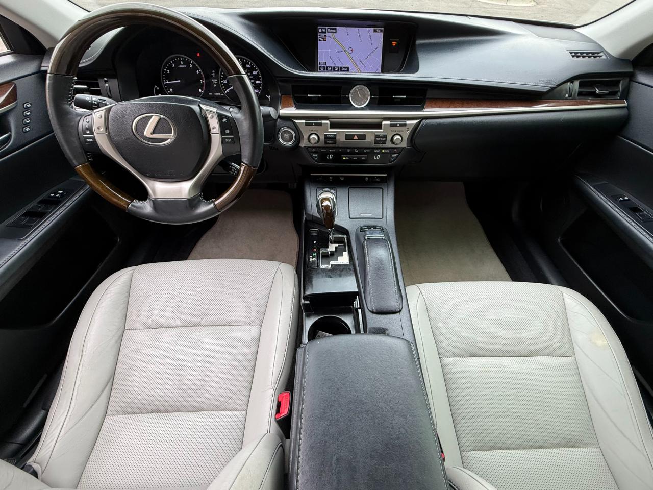 Lexus ES 350 4dr Sdn 2015