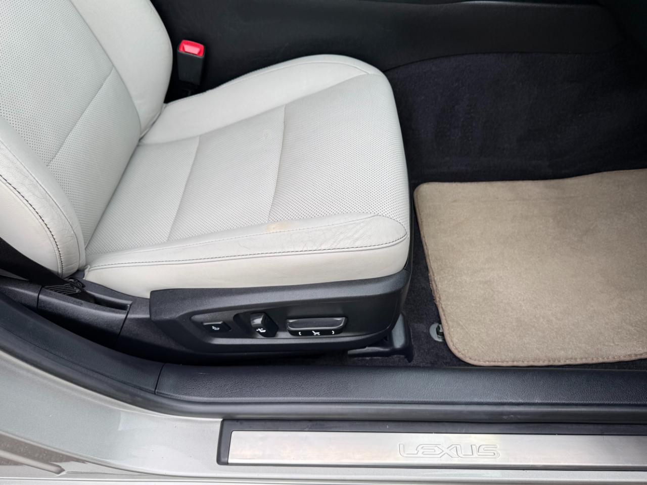 Lexus ES 350 4dr Sdn 2015