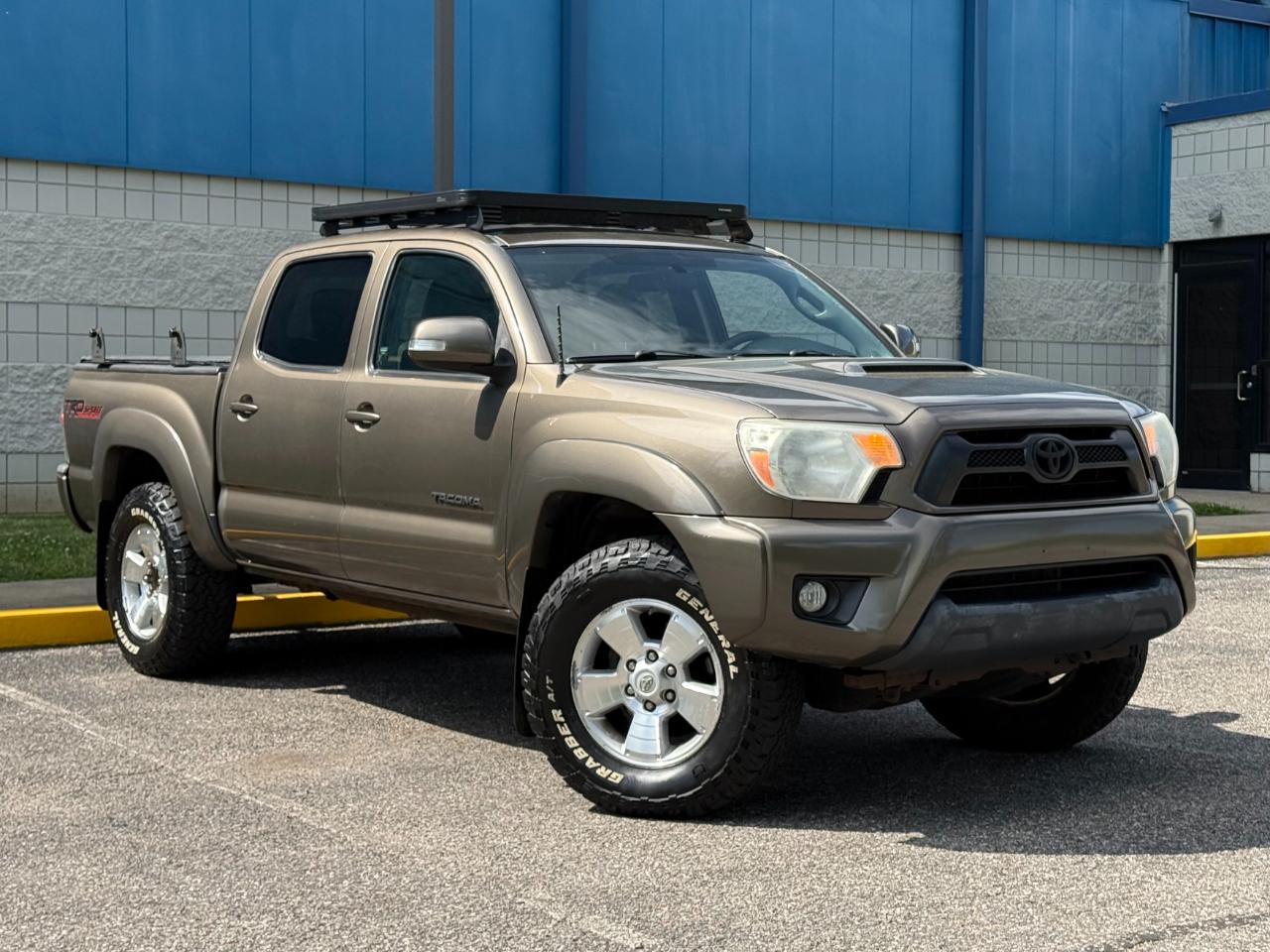 Toyota Tacoma 4WD Double Cab V6 MT (Natl) 2014