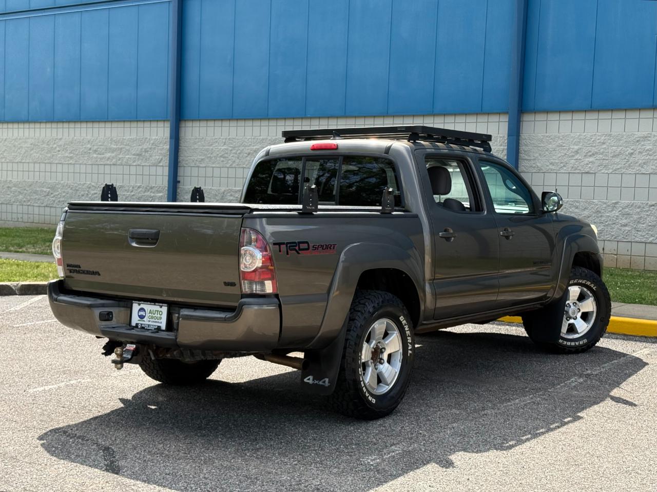 Toyota Tacoma 4WD Double Cab V6 MT (Natl) 2014