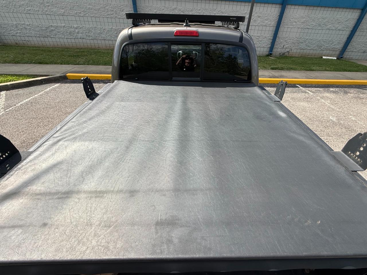 Toyota Tacoma 4WD Double Cab V6 MT (Natl) 2014