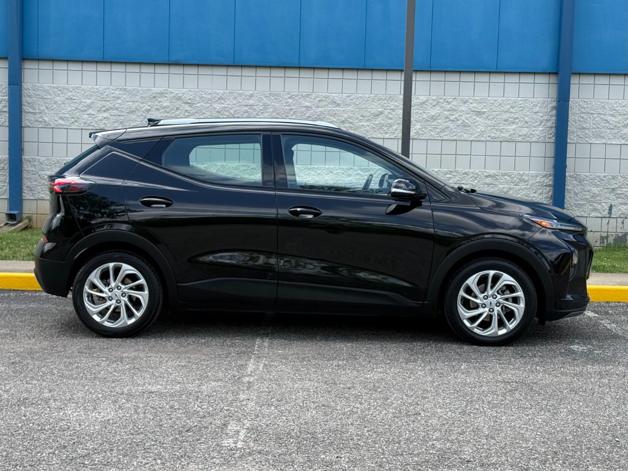 Chevrolet Bolt EUV FWD 4dr LT 2023